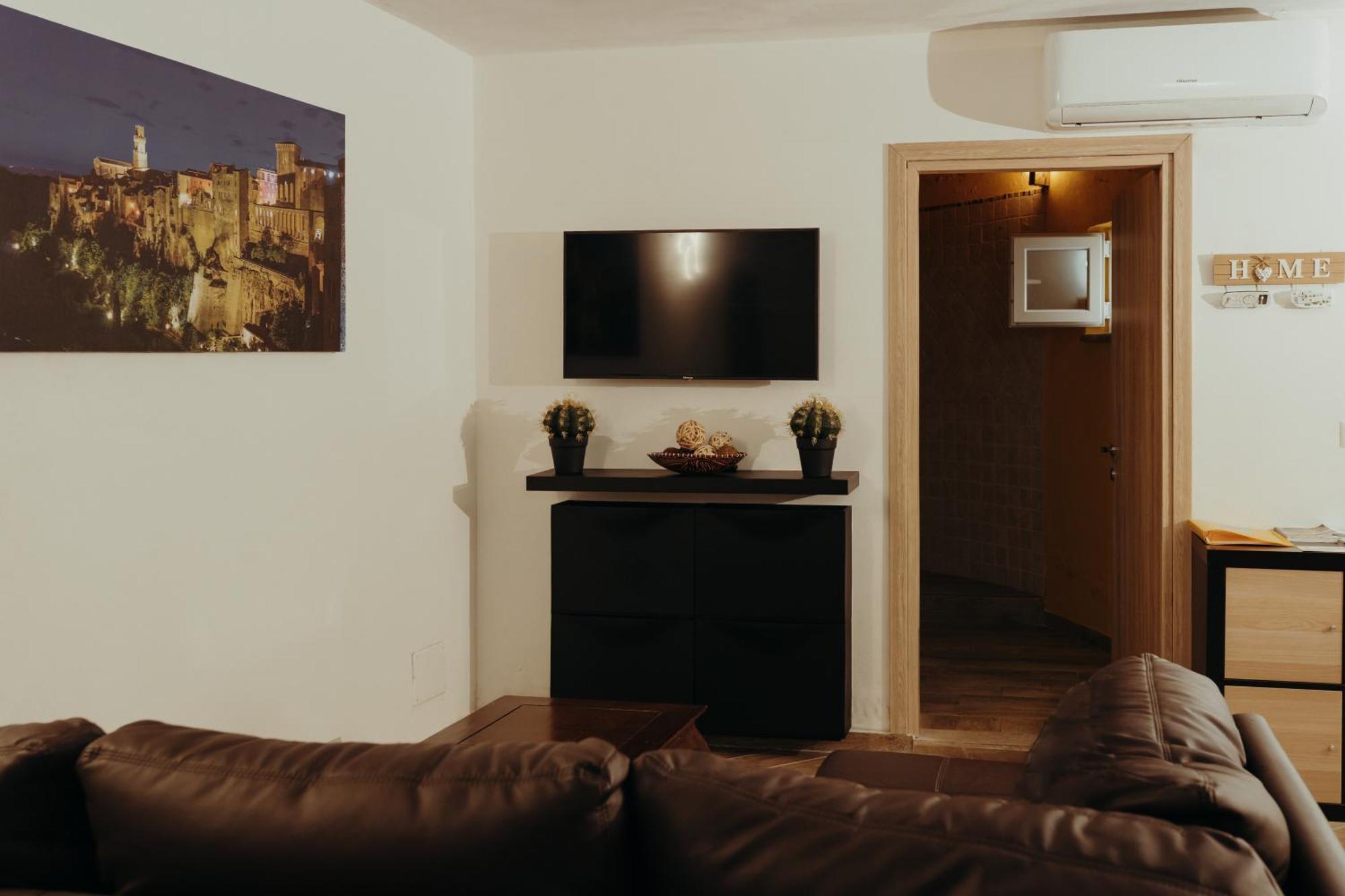La Dolce Vita Apartment Pitigliano Exterior photo